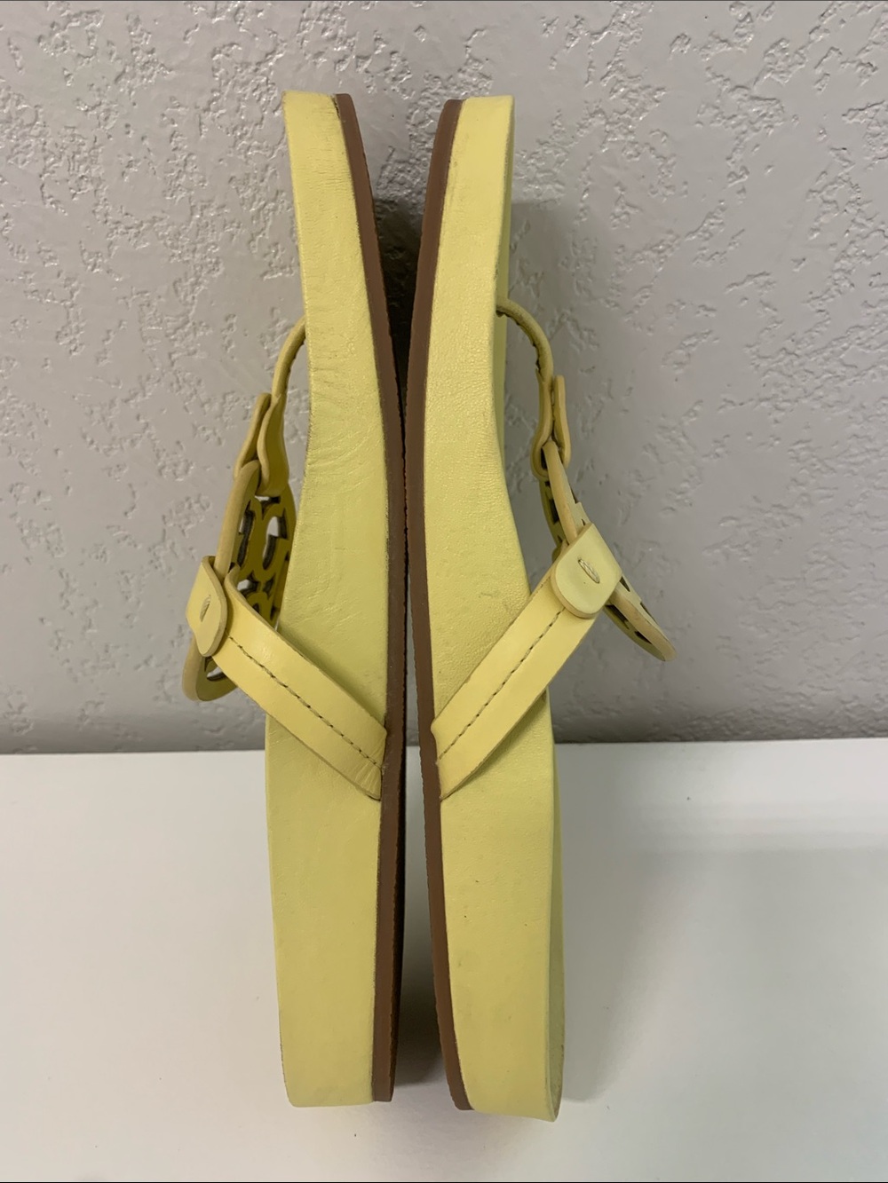Tory Burch Lemon Yellow Logo Thong Sandals - Picture 3 of 8